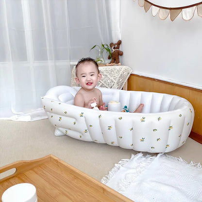Blow Up Baby Bath™ - Opblaasbaar en Veilig Babybadje voor Binnen en Buiten