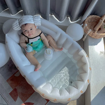 Blow Up Baby Bath™ - Opblaasbaar en Veilig Babybadje voor Binnen en Buiten